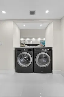 $589,000 | 7835 Lakeside Boulevard, Unit 925, Boca Raton, FL 33434