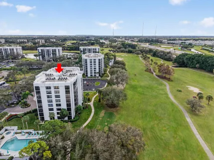 $589,000 | 7835 Lakeside Boulevard, Unit 925, Boca Raton, FL 33434