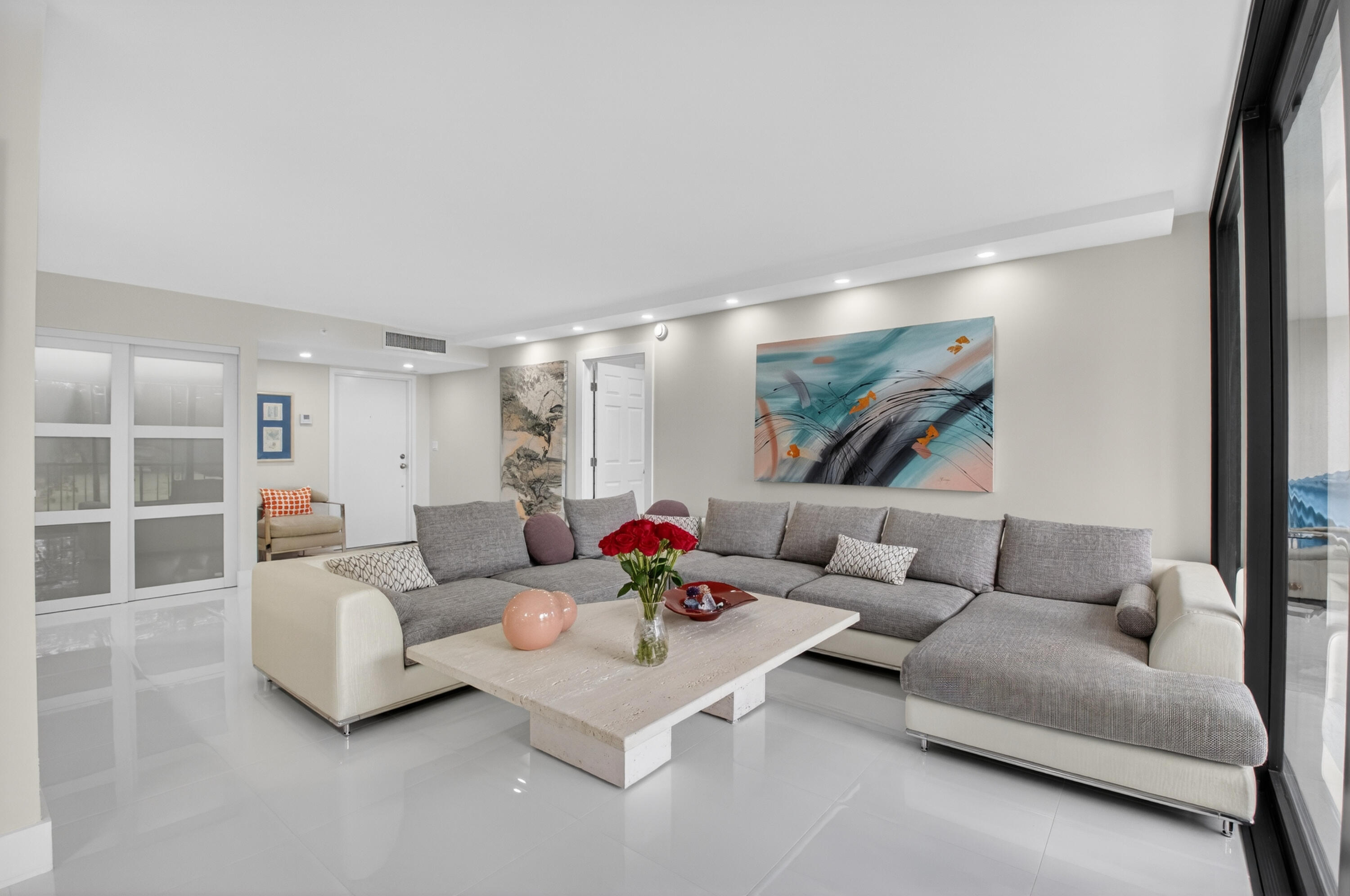 7835 Lakeside Boulevard, Unit 925 Boca Raton, FL 33434 - Photo 10 of 87 Large Family Room