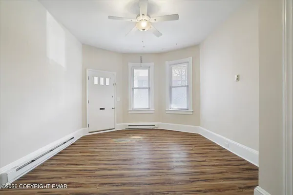 $1,375 | 1309 Washington Street, Easton, PA 18042