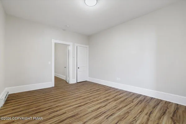 $1,375 | 1309 Washington Street, Easton, PA 18042
