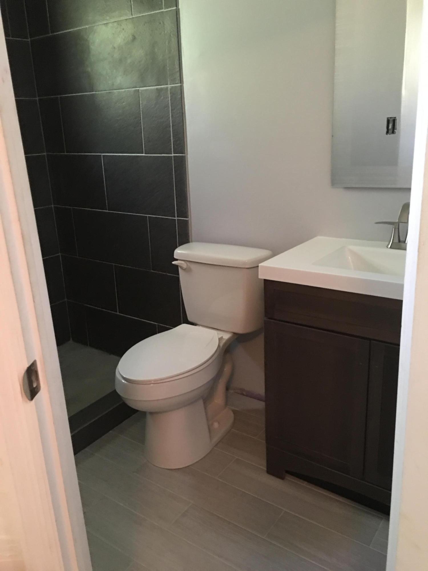 13599 155th Place North Jupiter, FL 33478 - Photo 14 of 22 master bath