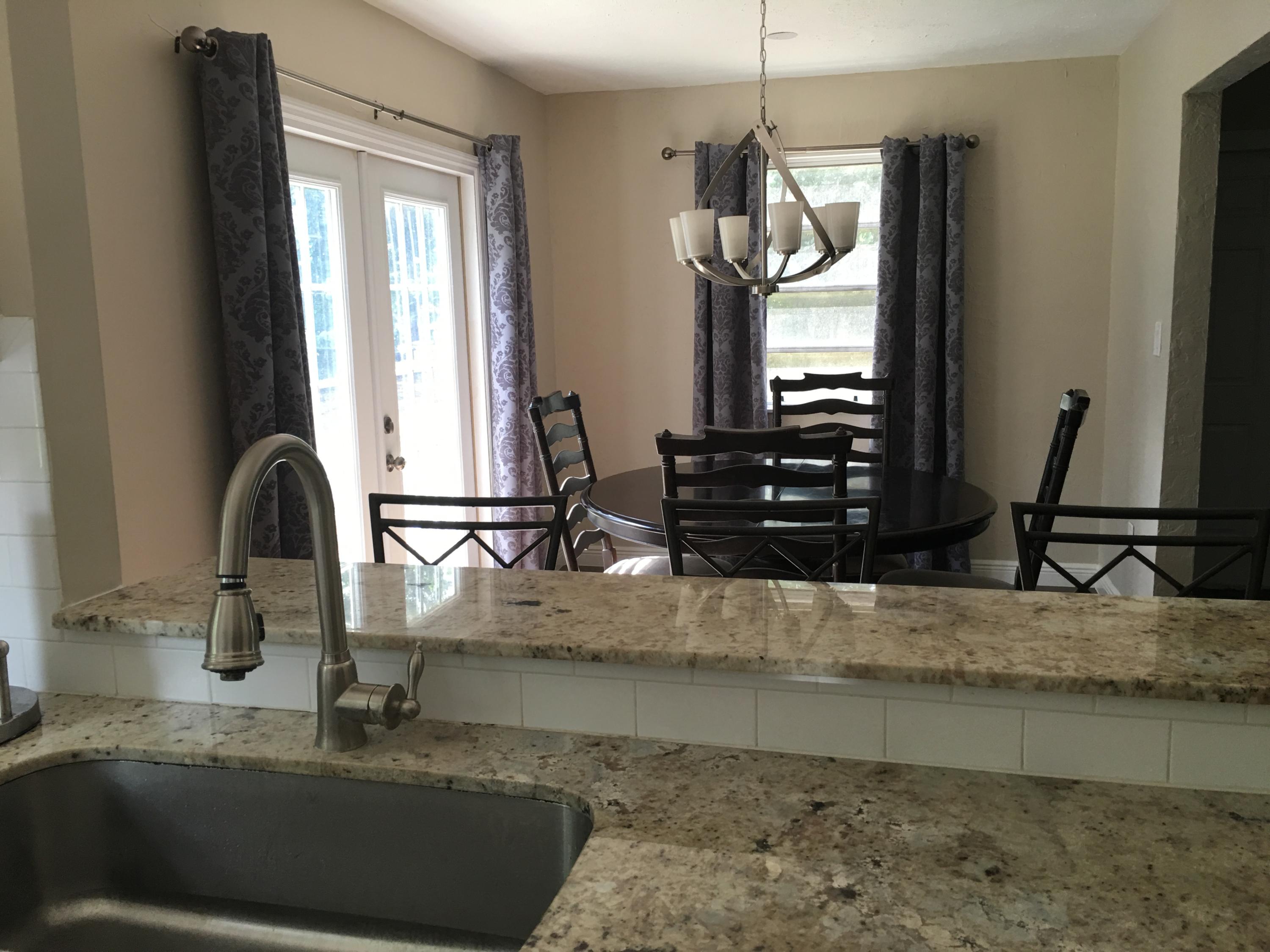 13599 155th Place North Jupiter, FL 33478 - Photo 5 of 22 kitchen