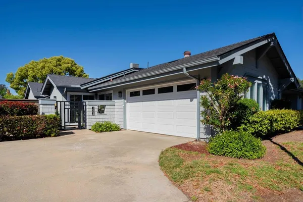 $1,489,000 | 1554 Via Brisa Del Lago, San Marcos, CA 92078