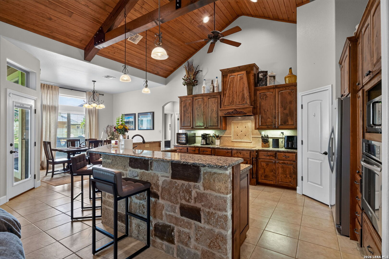 1641 Clover Ridge Pleasanton, TX 78064 - Photo 7 of 36 Gallery Image 7