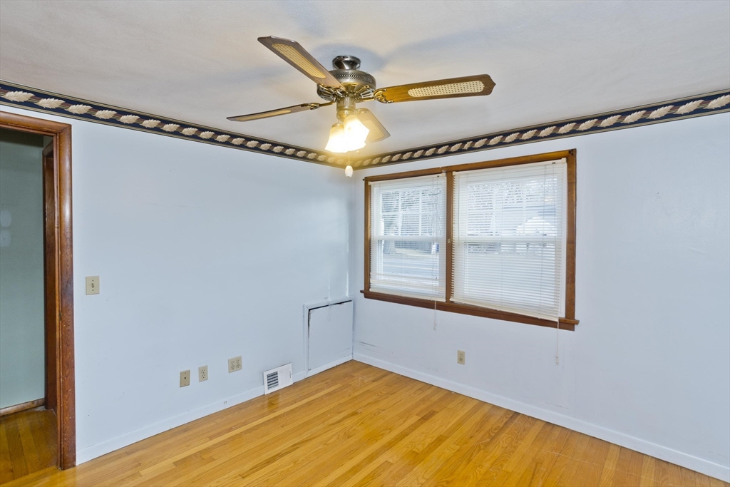 185 East Street Springfield, MA 01104 - Photo 14 of 25