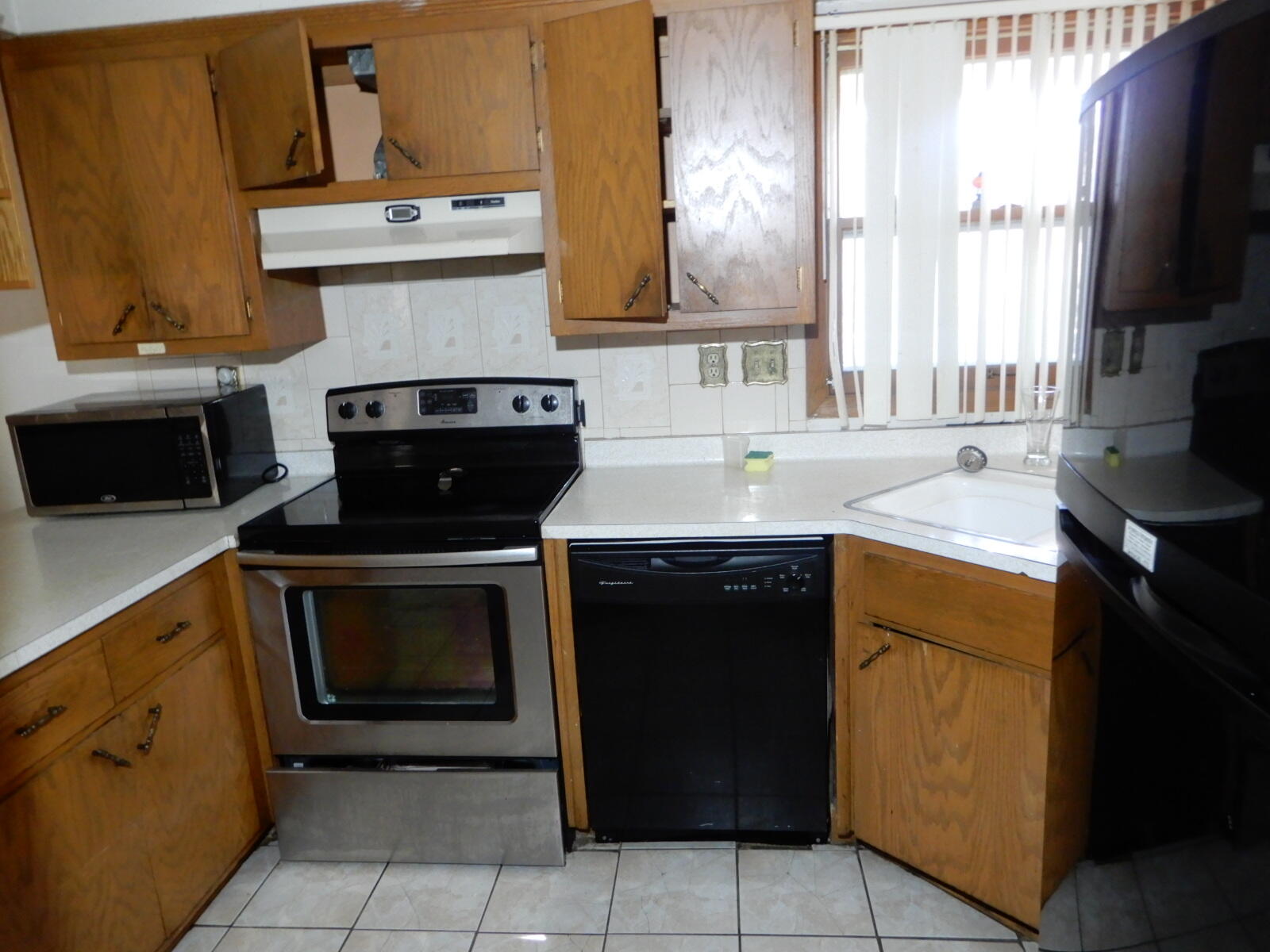 4758 North 53rd Street, Unit 4760 Milwaukee, WI 53218 - Photo 5 of 18 Kitchen unit 1