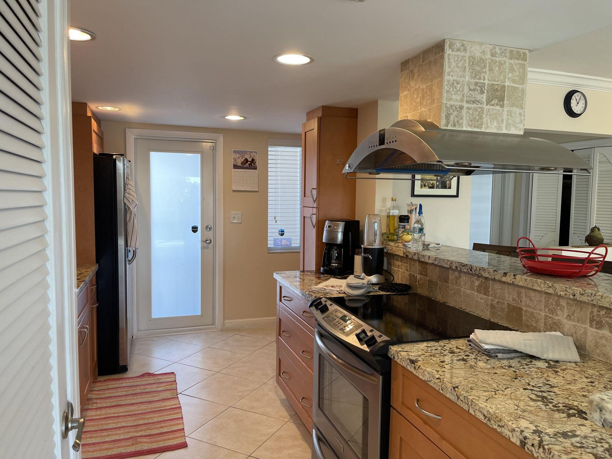 300 East Royal Palm Road, Unit 420 Boca Raton, FL 33432 - Photo 14 of 50 20250903044750813851000000-o
