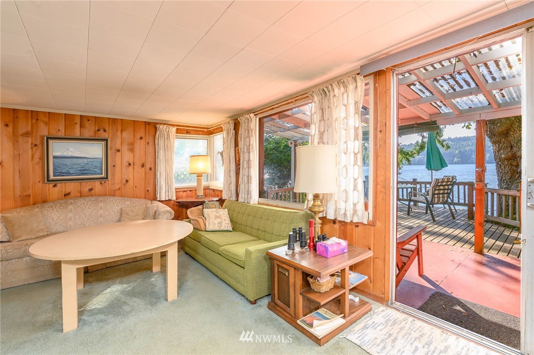 27625 Hake Road Southwest Vashon, WA 98070 - Photo 14 of 24 Gallery Image 14
