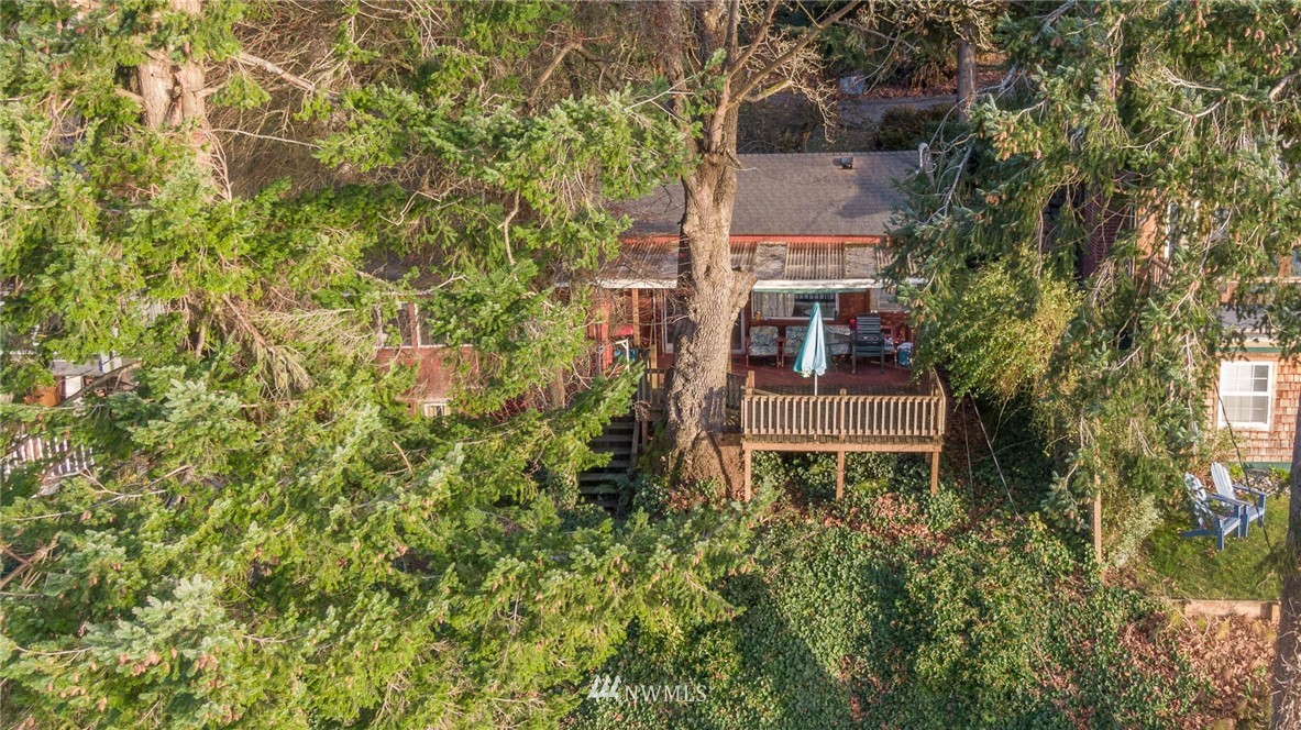 27625 Hake Road Southwest Vashon, WA 98070 - Photo 20 of 24 Gallery Image 20