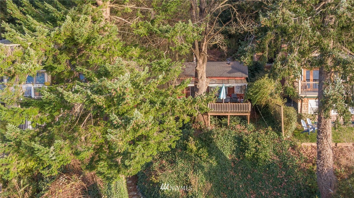 27625 Hake Road Southwest Vashon, WA 98070 - Photo 24 of 24 Gallery Image 24