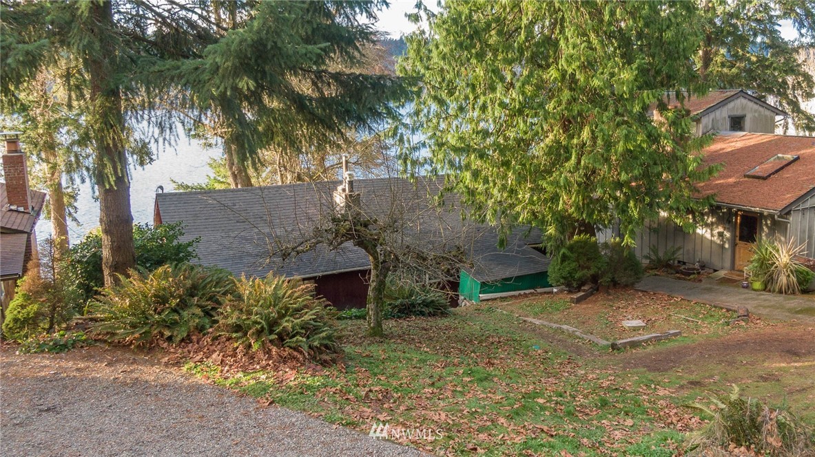 27625 Hake Road Southwest Vashon, WA 98070 - Photo 8 of 24 Gallery Image 8