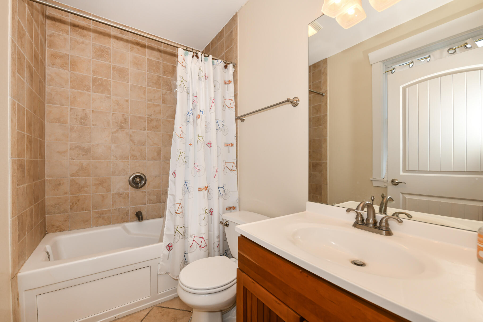 4222 Maple Drive Delavan, WI 53115 - Photo 19 of 44 Hall bath.