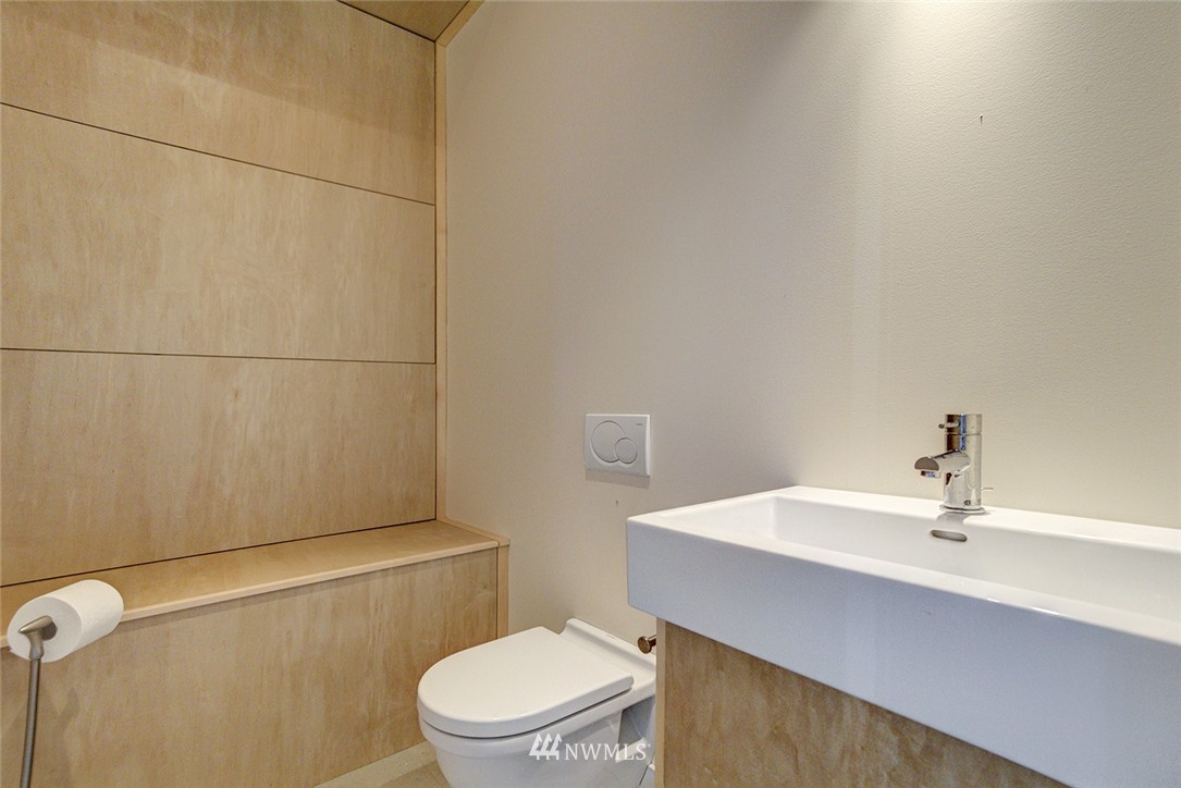 1090 Ben Nevis Loop Road Shaw Island, WA 98286 - Photo 16 of 21 Gallery Image 16