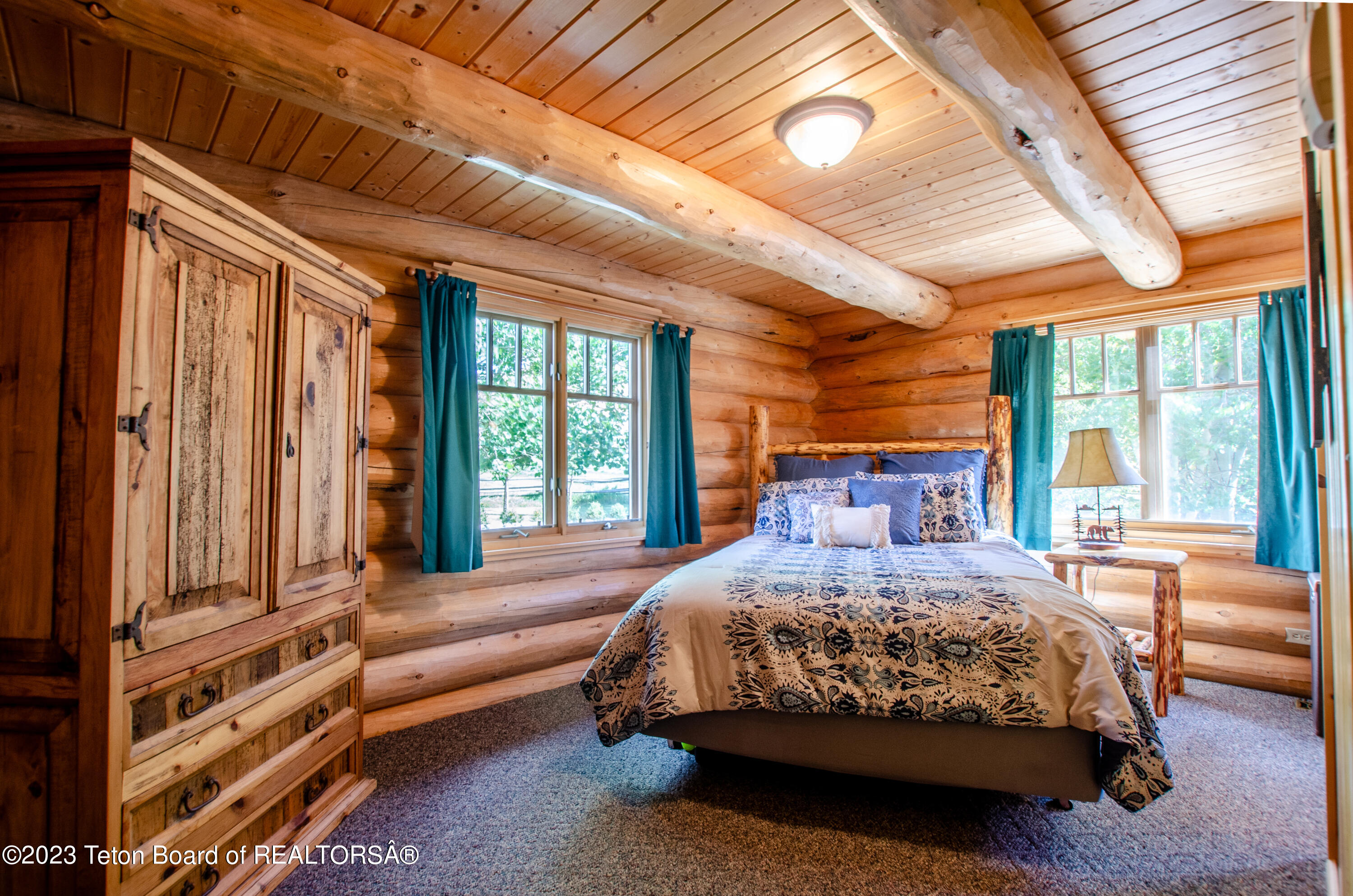 17 Rocking Chair Road Dubois, WY 82513 - Photo 20 of 34 G. Guest Bed. Main