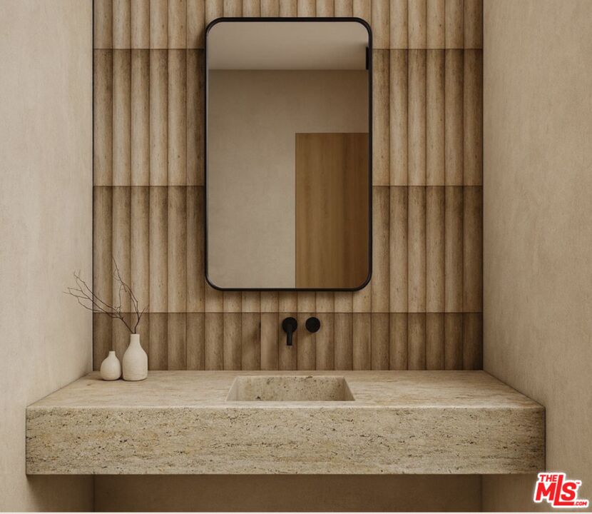 11912 Charnock Road Los Angeles, CA 90066 - Photo 10 of 24