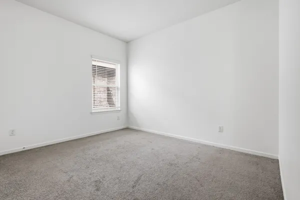 $2,100 | 6444 Wenlock Drive, Houston, TX 77048