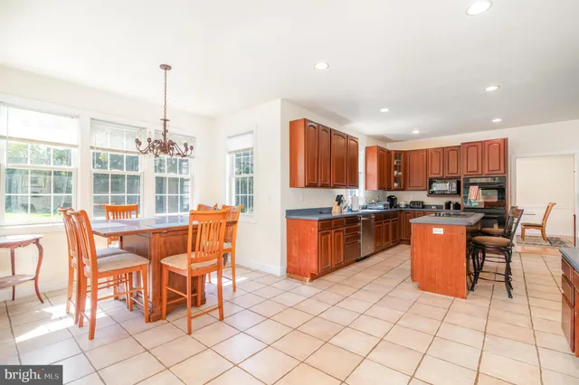 $600,000 | 7 Beverly Court, Carlisle, PA 17015