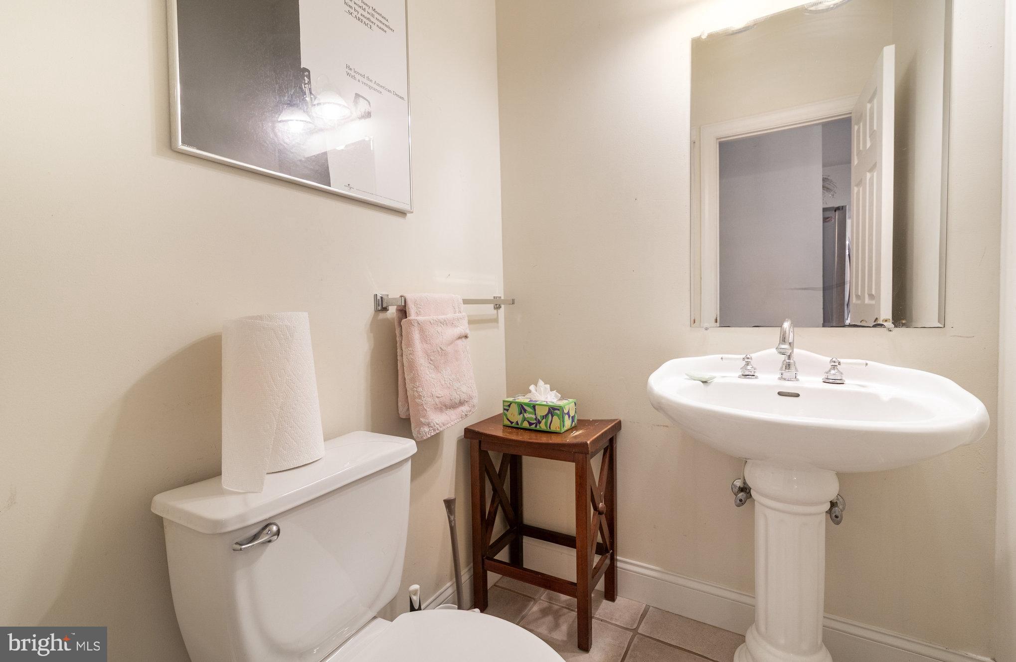 7 Beverly Court Carlisle, PA 17015 - Photo 9 of 25 Charming bathroom with modern touches.