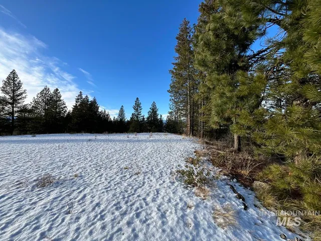 $319,000 | 11 Augustus Way, Cascade, ID 83611