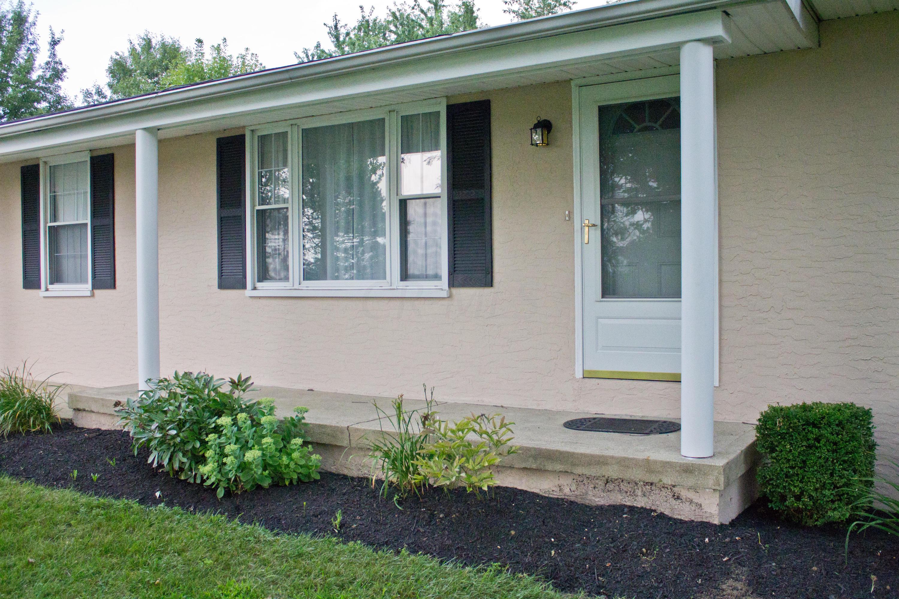 199 Putnam Road Southwest Pataskala, OH 43062 - Photo 2 of 19