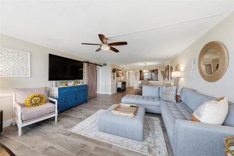 $479,000 | 3051 Northeast 48th Street, Unit 509, Fort Lauderdale, FL 33308