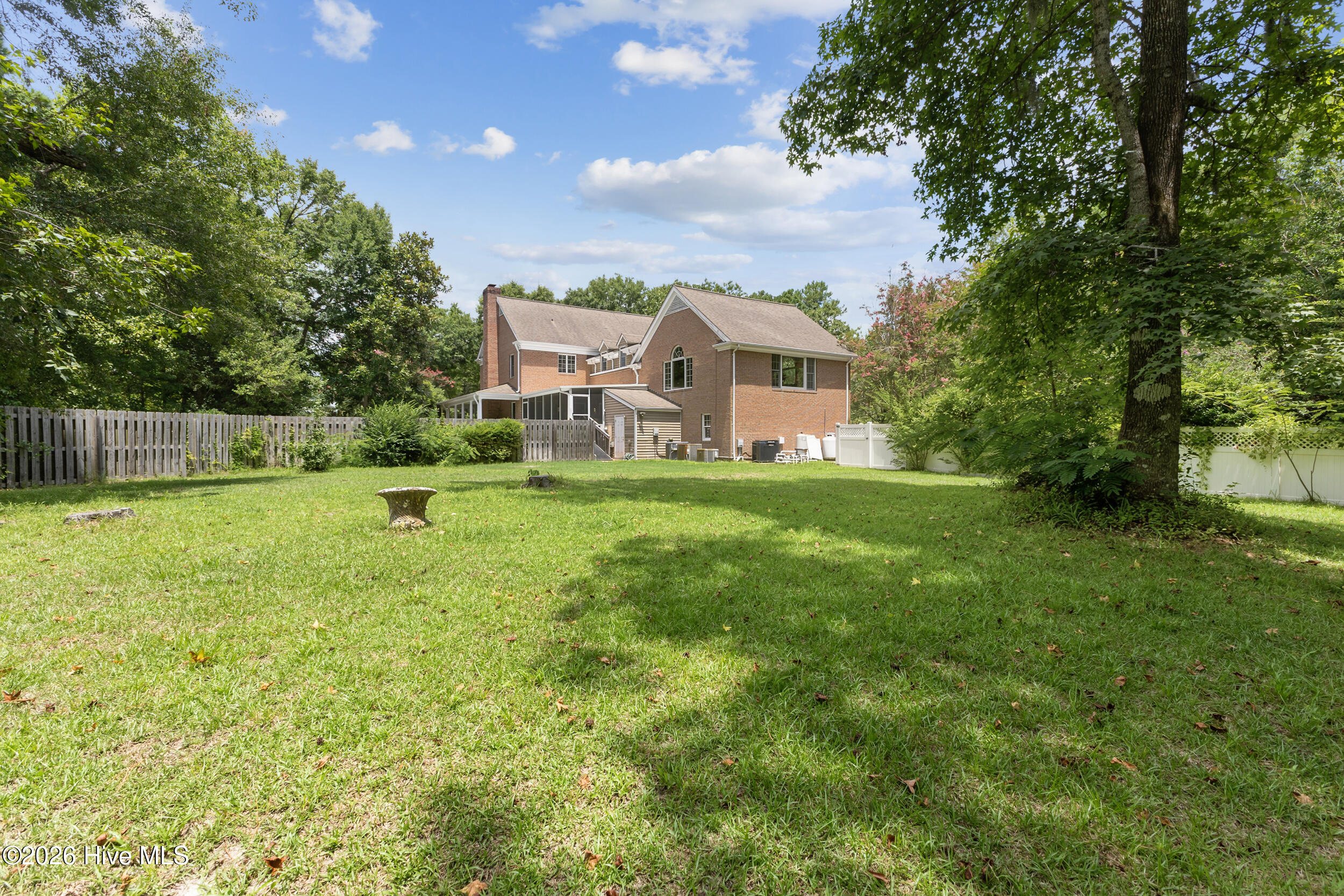 409 Whitebridge Road Hampstead, NC 28443 - Photo 28 of 38 Gallery Image 28