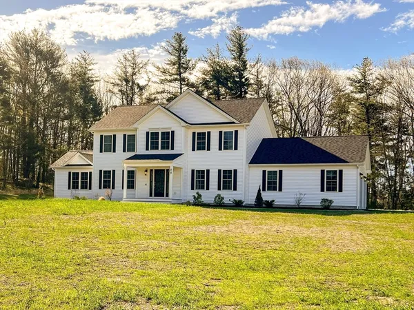 $819,000 | 38 D Edson Road, Oakham, MA 01068