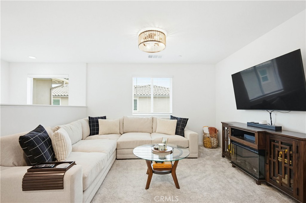 24135 Vantage Road Corona, CA 92883 - Photo 19 of 57