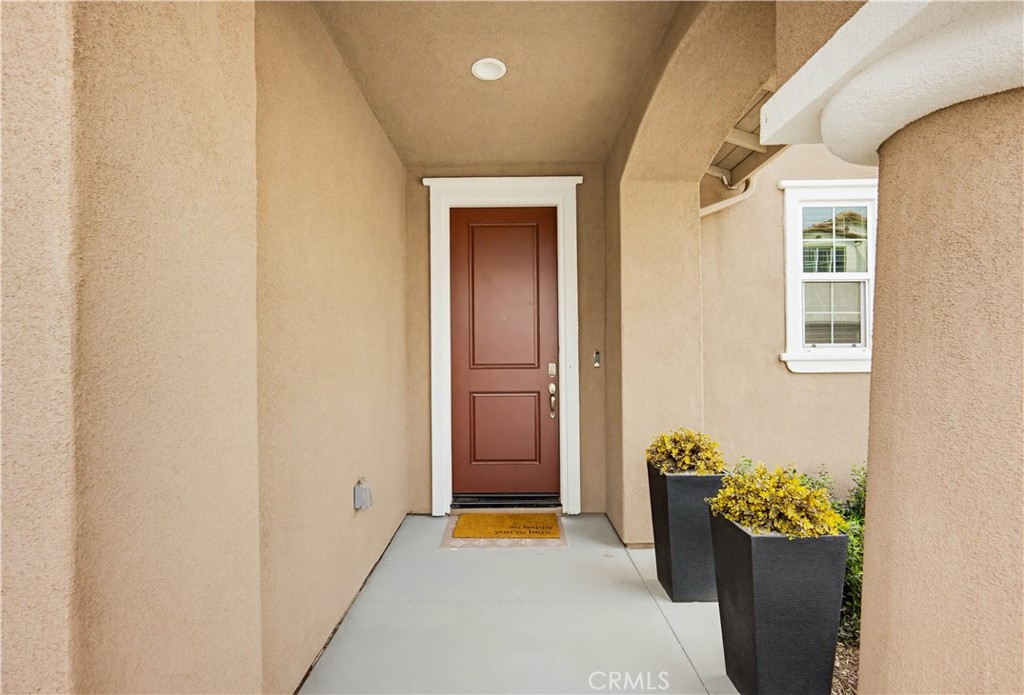 24135 Vantage Road Corona, CA 92883 - Photo 3 of 57