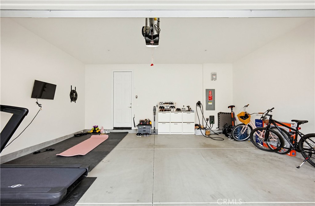 24135 Vantage Road Corona, CA 92883 - Photo 32 of 57