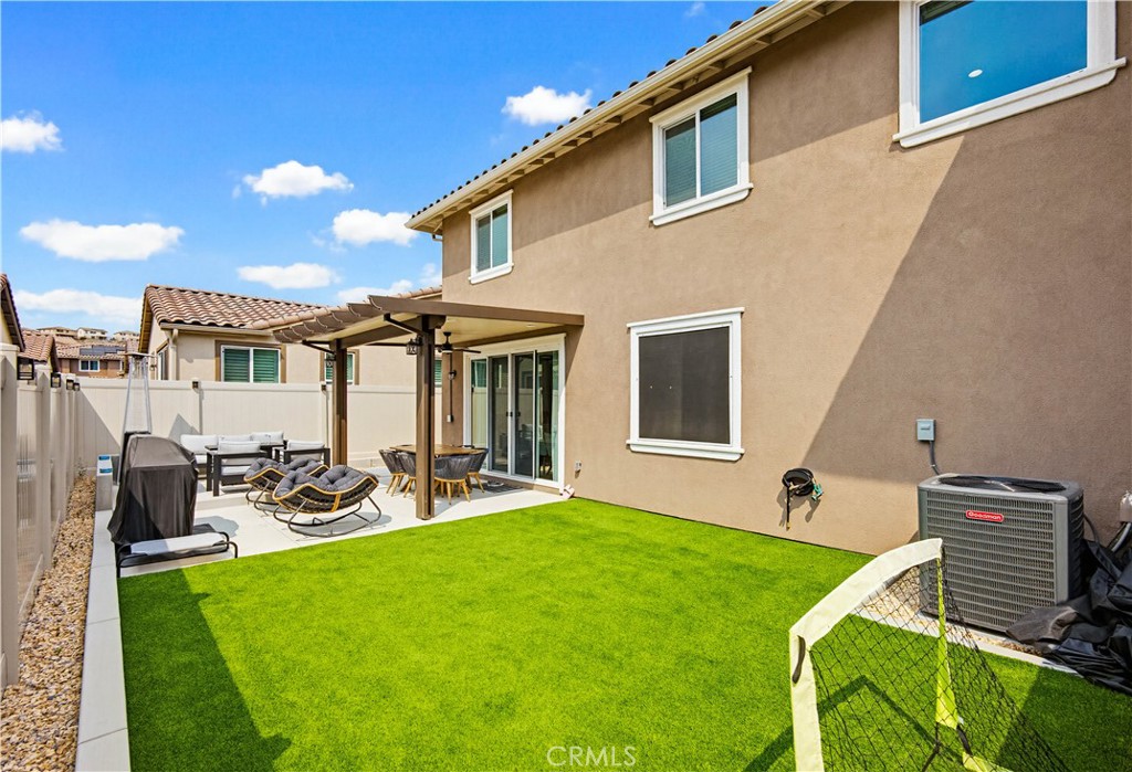 24135 Vantage Road Corona, CA 92883 - Photo 33 of 57