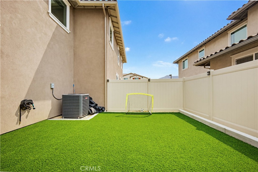 24135 Vantage Road Corona, CA 92883 - Photo 40 of 57