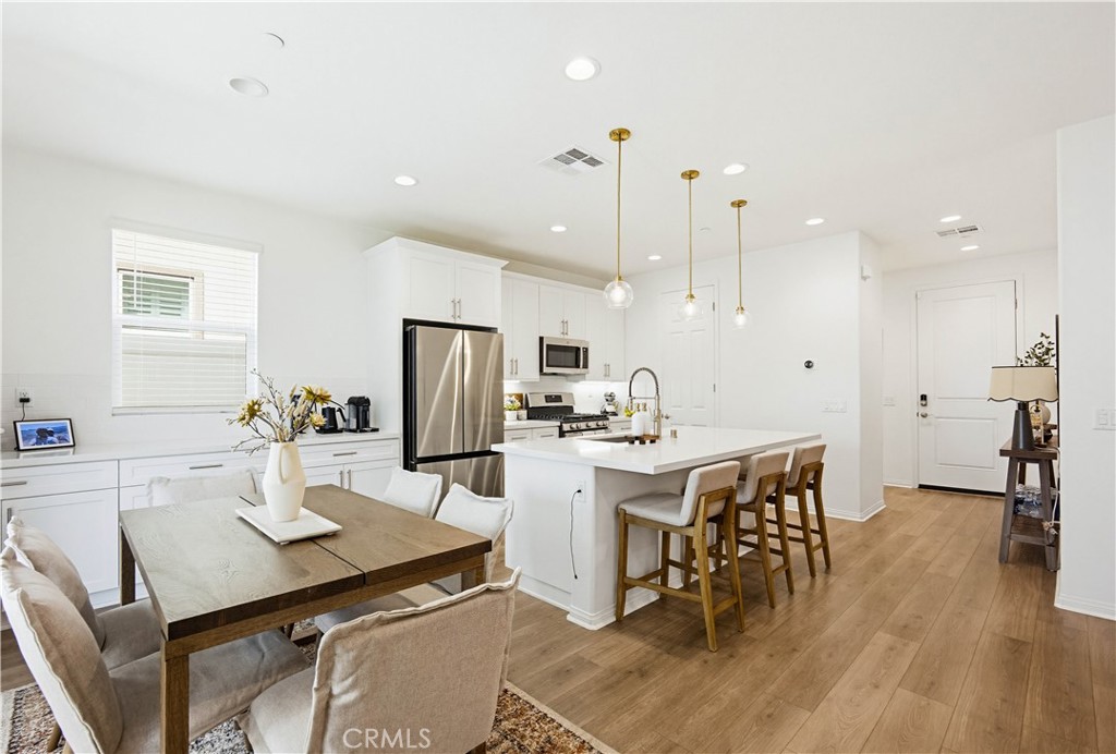 24135 Vantage Road Corona, CA 92883 - Photo 8 of 57