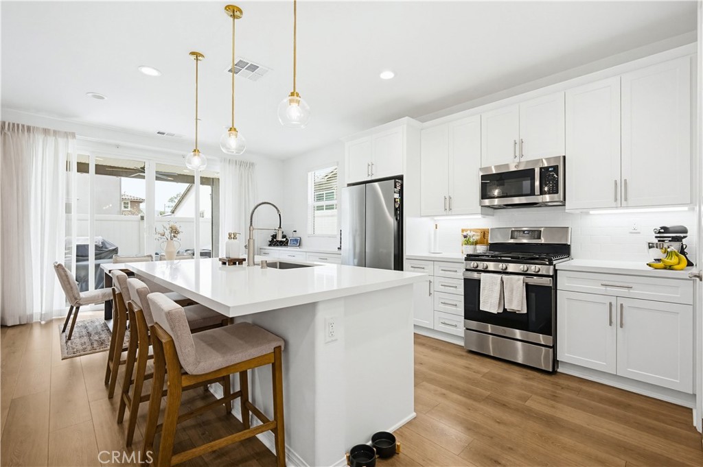 24135 Vantage Road Corona, CA 92883 - Photo 10 of 57