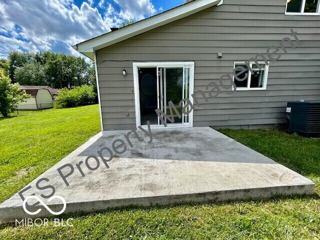 6627 Live Oak Road Indianapolis, IN 46214 - Photo 8 of 35
