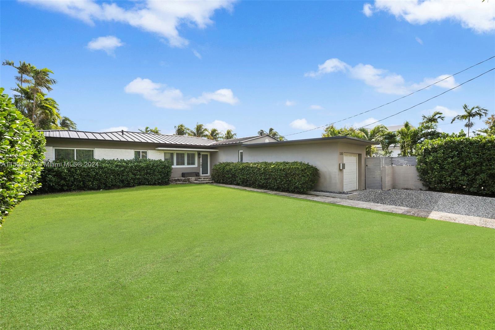 1310 Cleveland Road Miami Beach, FL 33141 - Photo 2 of 33 a view of a garden
