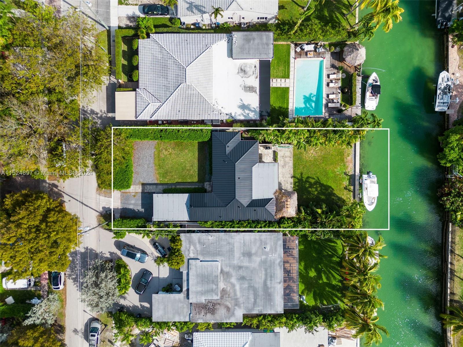 1310 Cleveland Road Miami Beach, FL 33141 - Photo 27 of 33 an aerial view of houses with outdoor space