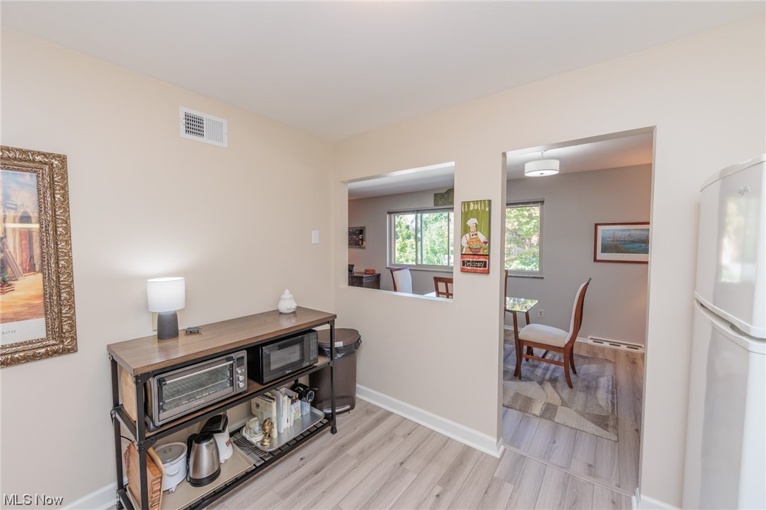 1750 Wagar Road, Unit 206 Rocky River, OH 44116 - Photo 13 of 33 Kitchen space suitable for a small dining or bistro table
