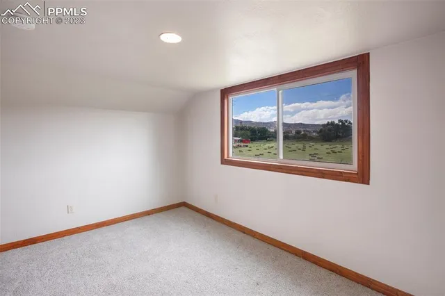 an empty room with closet