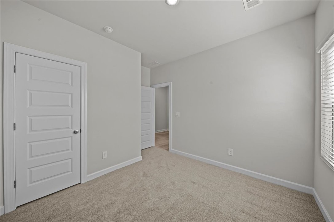 124 Milo Road Spartanburg, SC 29306 - Photo 7 of 33