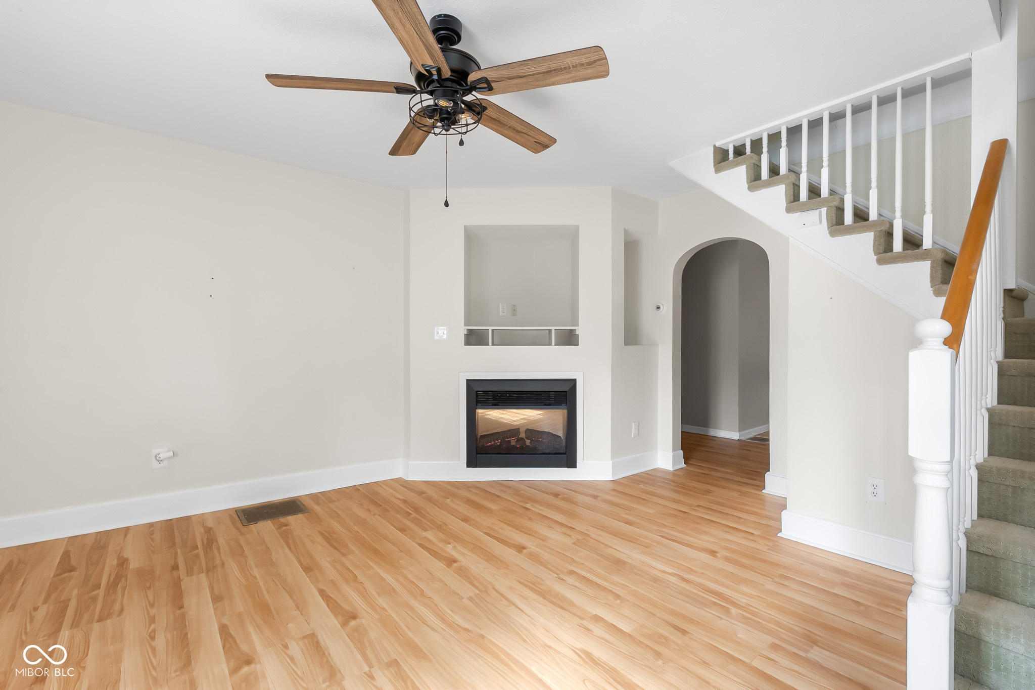 2103 Gilmore Street Columbus, IN 47201 - Photo 5 of 28