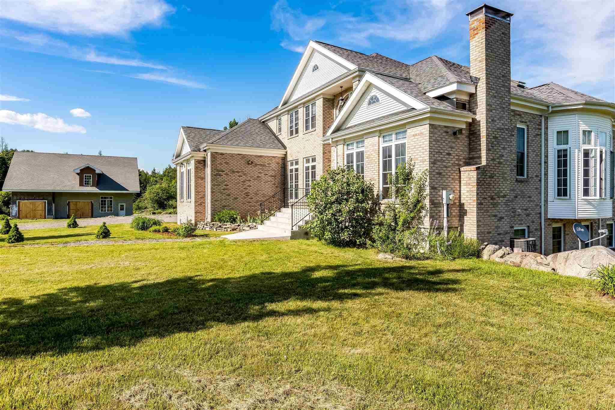 164 Nichols Road Fairfax, VT 05454 - Photo 4 of 40