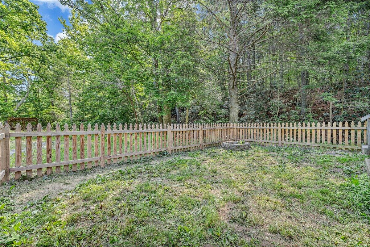 5774 Bradshaw Road Salem, VA 24153 - Photo 22 of 33 39-MIB01416-R5