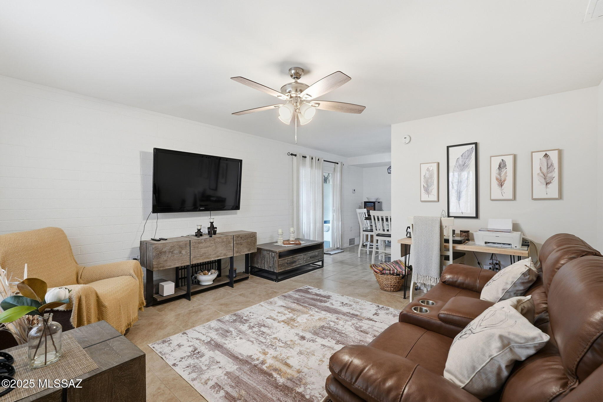 396 North Silverbell Road Tucson, AZ 85745 - Photo 5 of 26