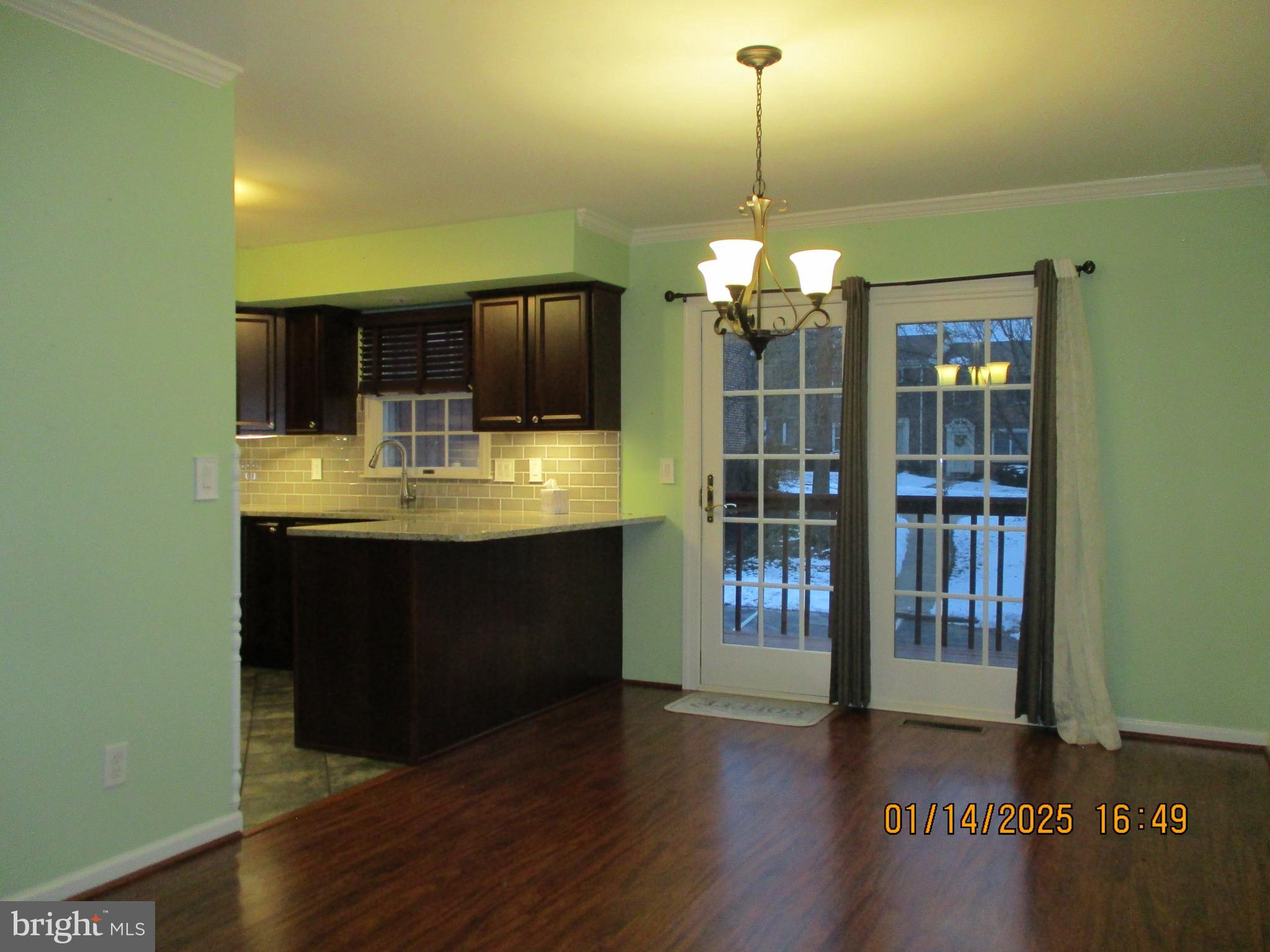 1006 Chambers Ridge, Unit 1006 York, PA 17402 - Photo 11 of 44 Breakfast bar