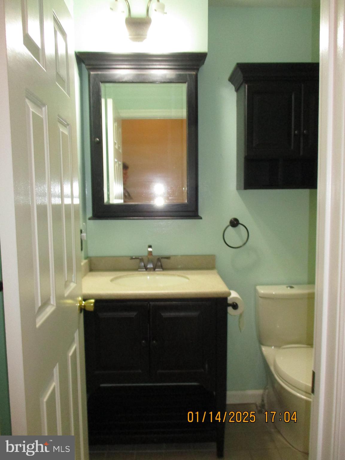 1006 Chambers Ridge, Unit 1006 York, PA 17402 - Photo 24 of 44 Updated main bath on 2nd level
