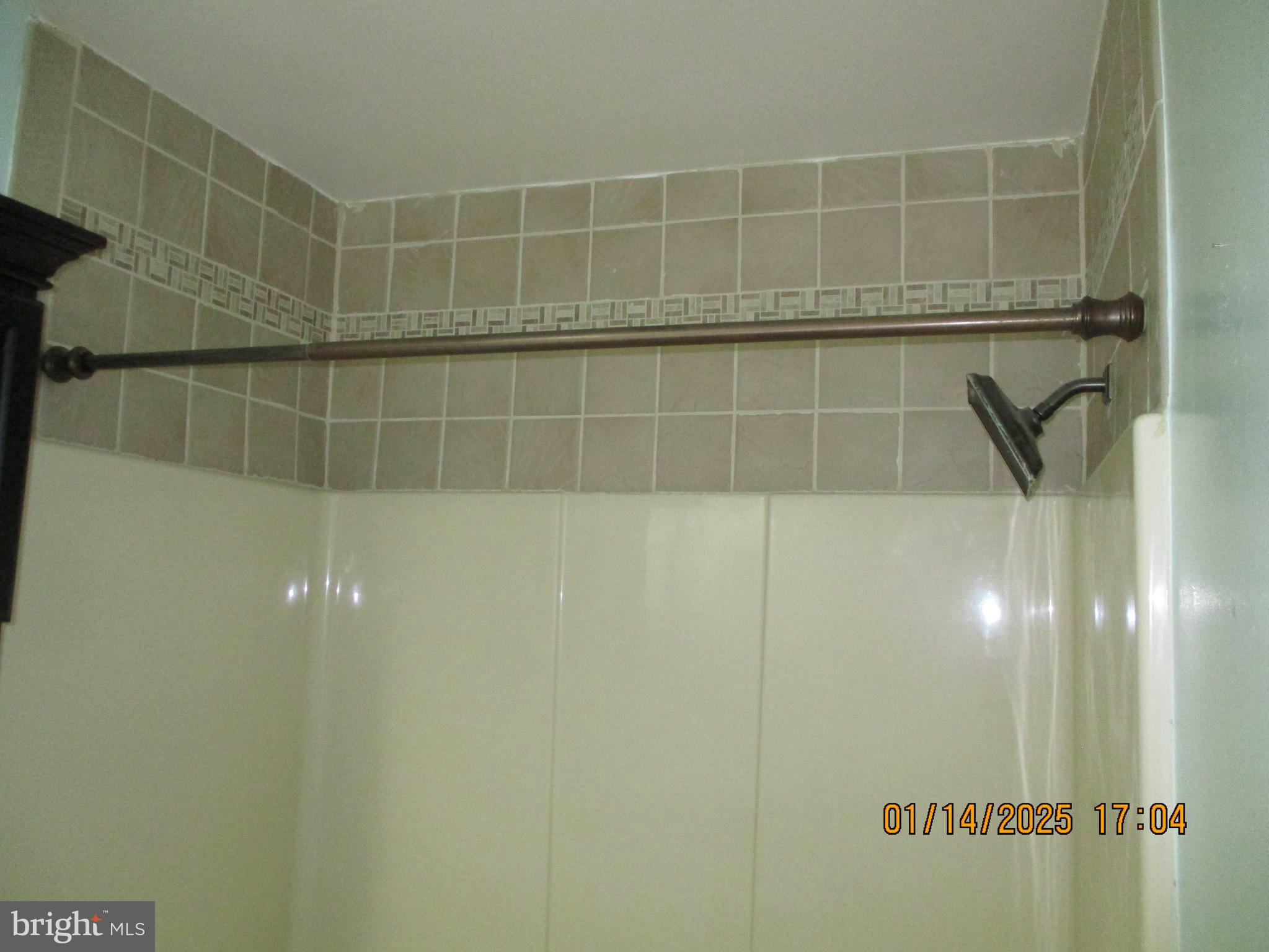 1006 Chambers Ridge, Unit 1006 York, PA 17402 - Photo 26 of 44 Ceramic details