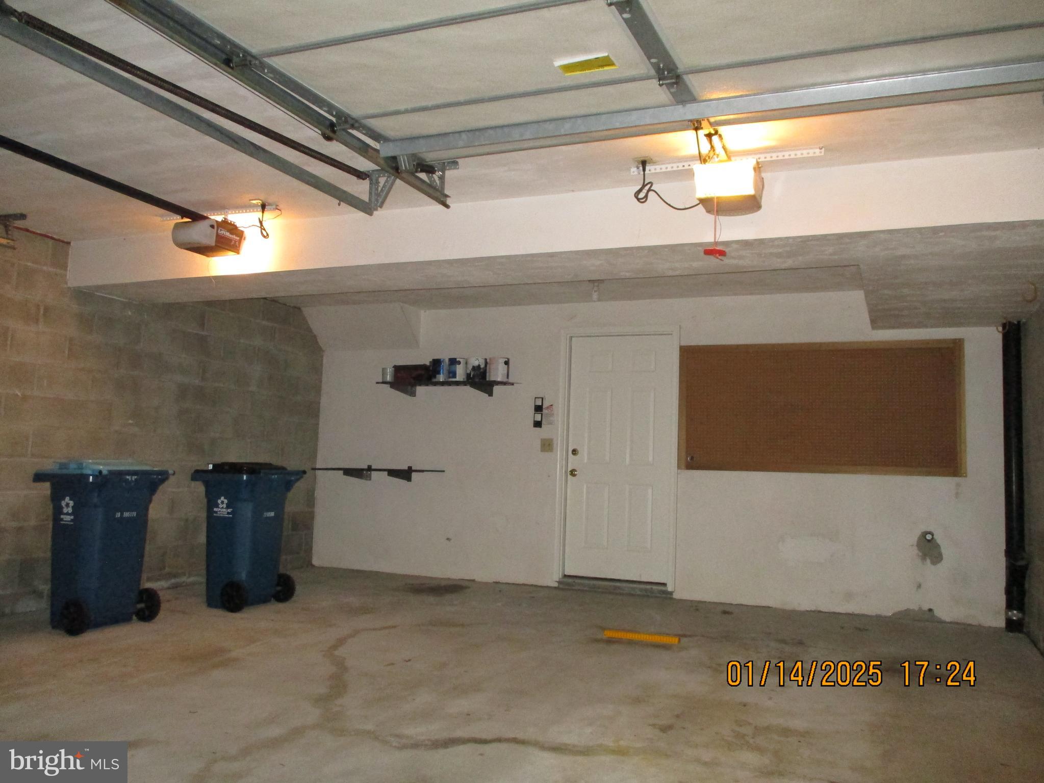 1006 Chambers Ridge, Unit 1006 York, PA 17402 - Photo 40 of 44 Entry to the lower level FR