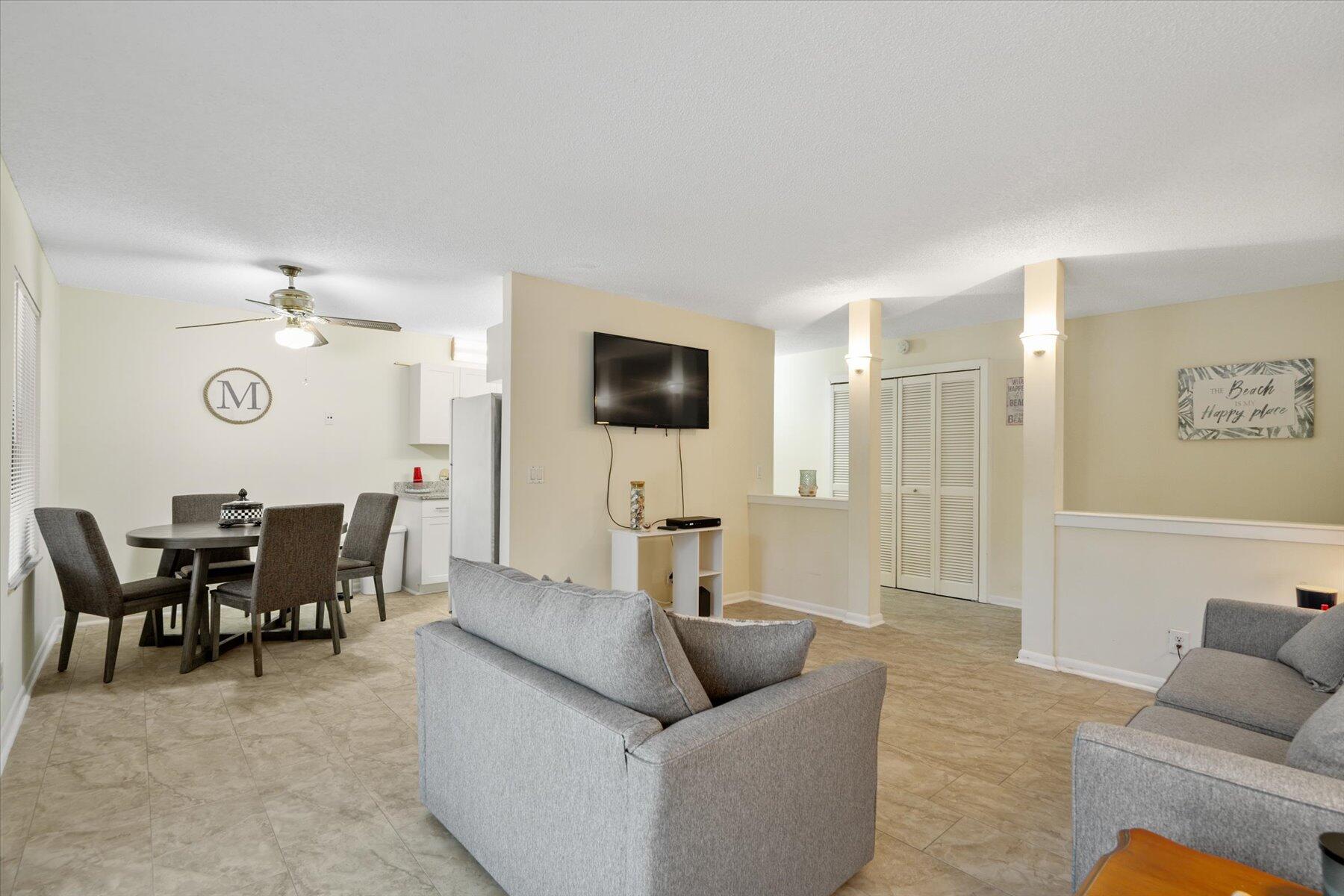 150 Pineview Road, Unit K3 Jupiter, FL 33469 - Photo 5 of 16 05-DSC03645